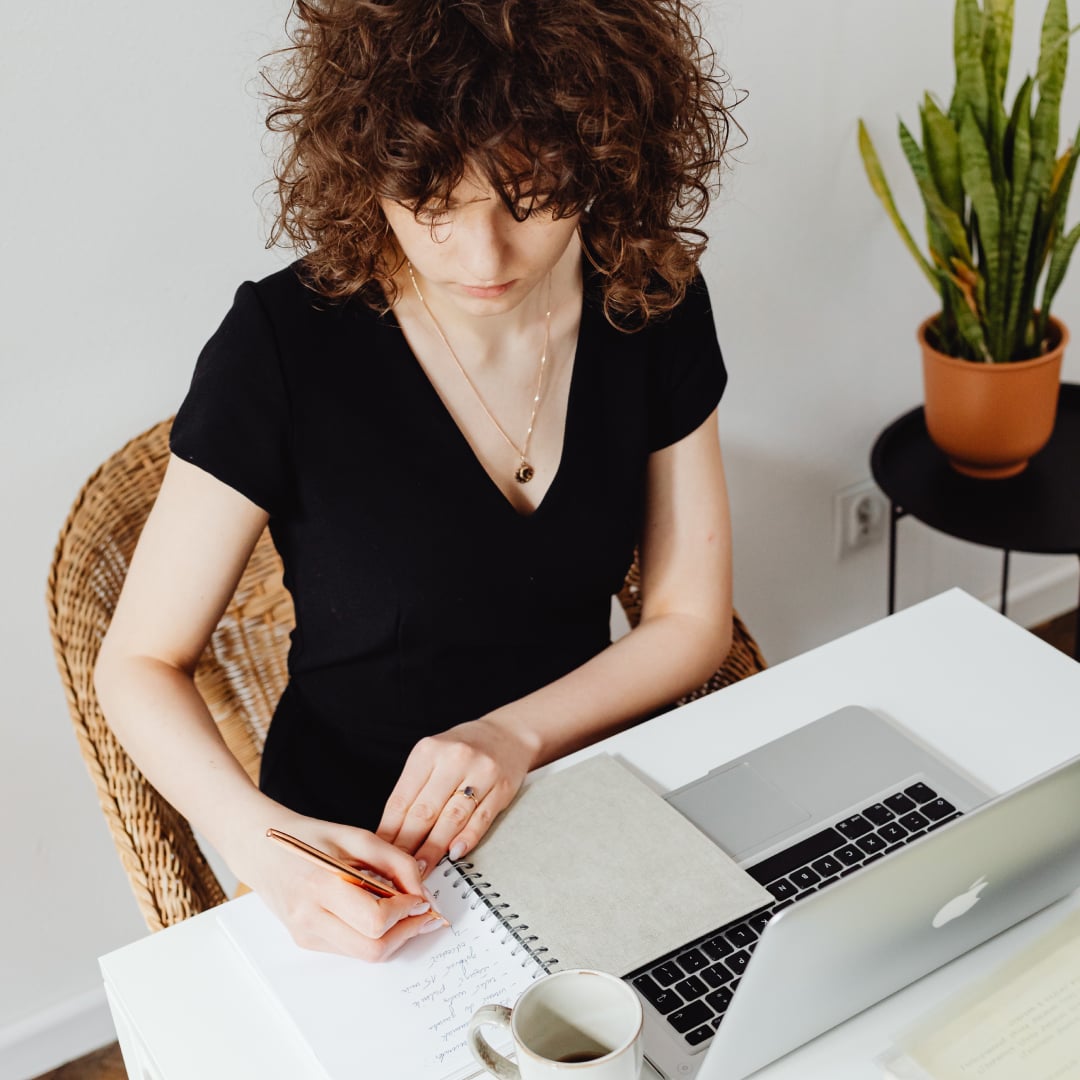 Business expenses for art sales